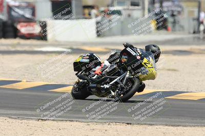 media/Apr-26-2025-BRL Bagger Racing League (Sat) [[9e270f465f]]/7-Super Street Bagger Race/